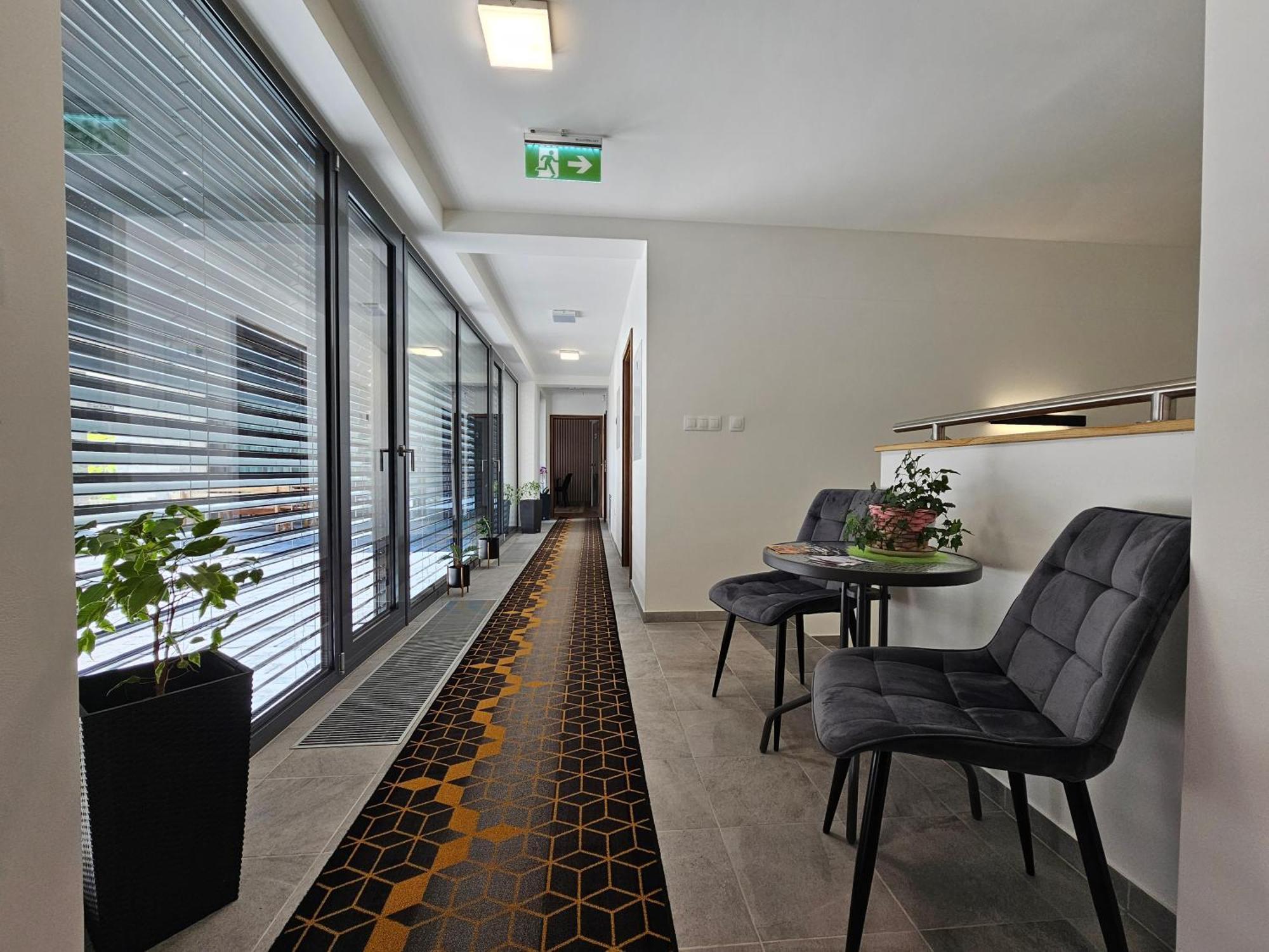Budinski Apartmany & Wellness Ліптовський Мікулаш Екстер'єр фото
